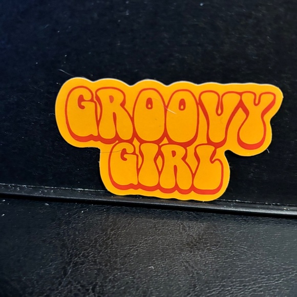 GROOVY GIRL QUOTE STICKER - Picture 1 of 1